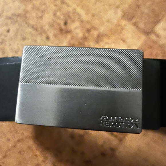 Kenneth Cole Mens Reversible belt - Picture 3 of 11
